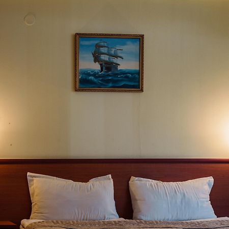Dionis Hotel Varna Buitenkant foto