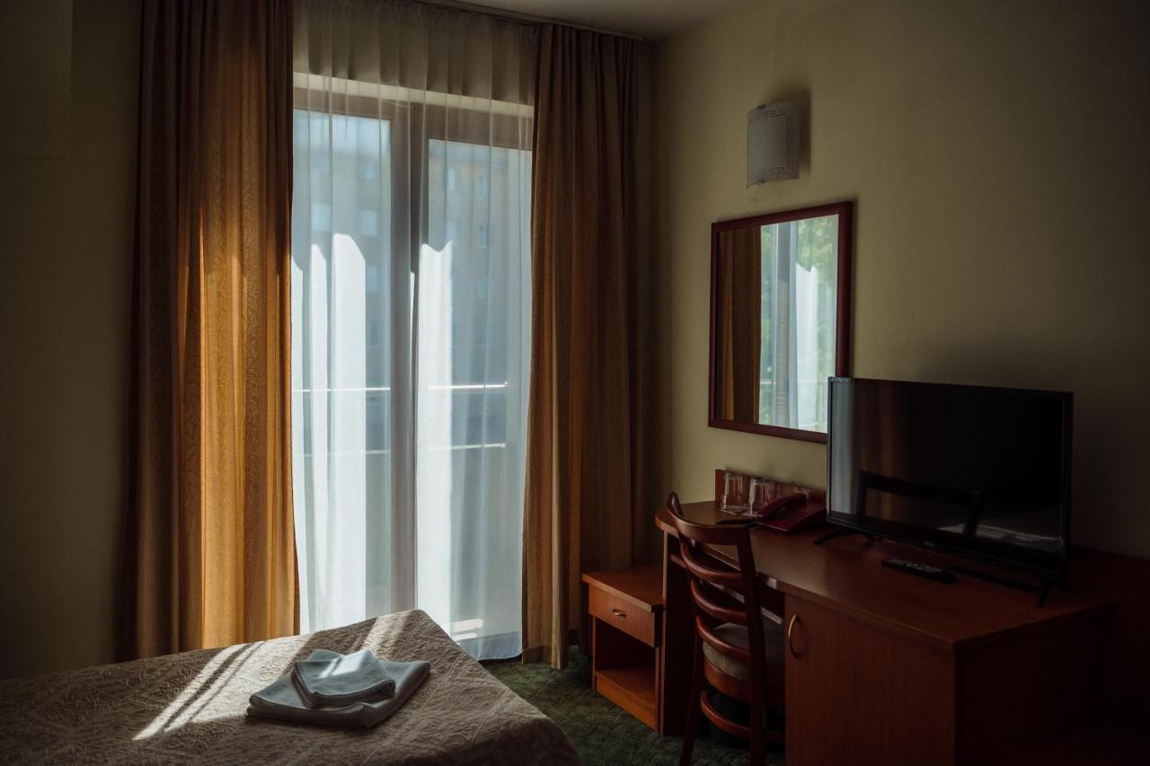 Dionis Hotel Varna Buitenkant foto