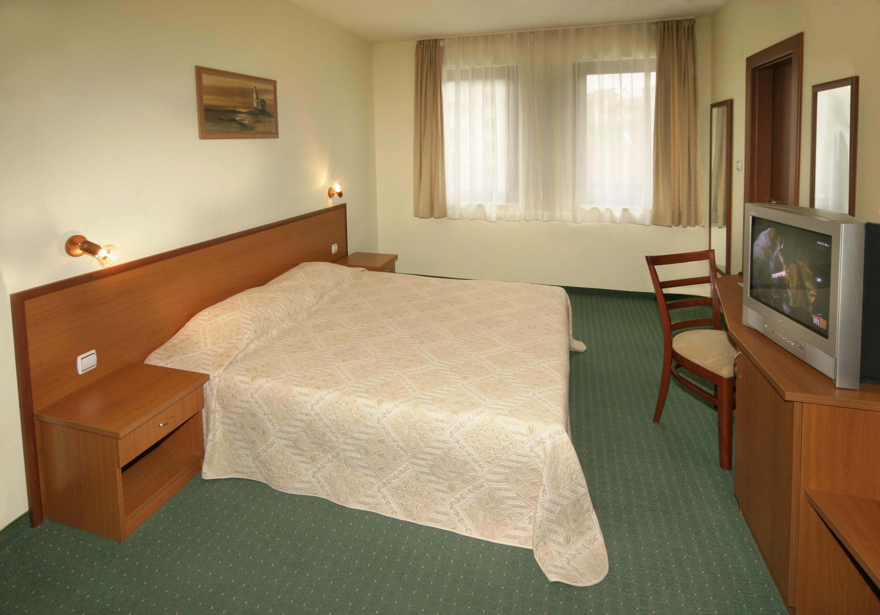 Dionis Hotel Varna Buitenkant foto