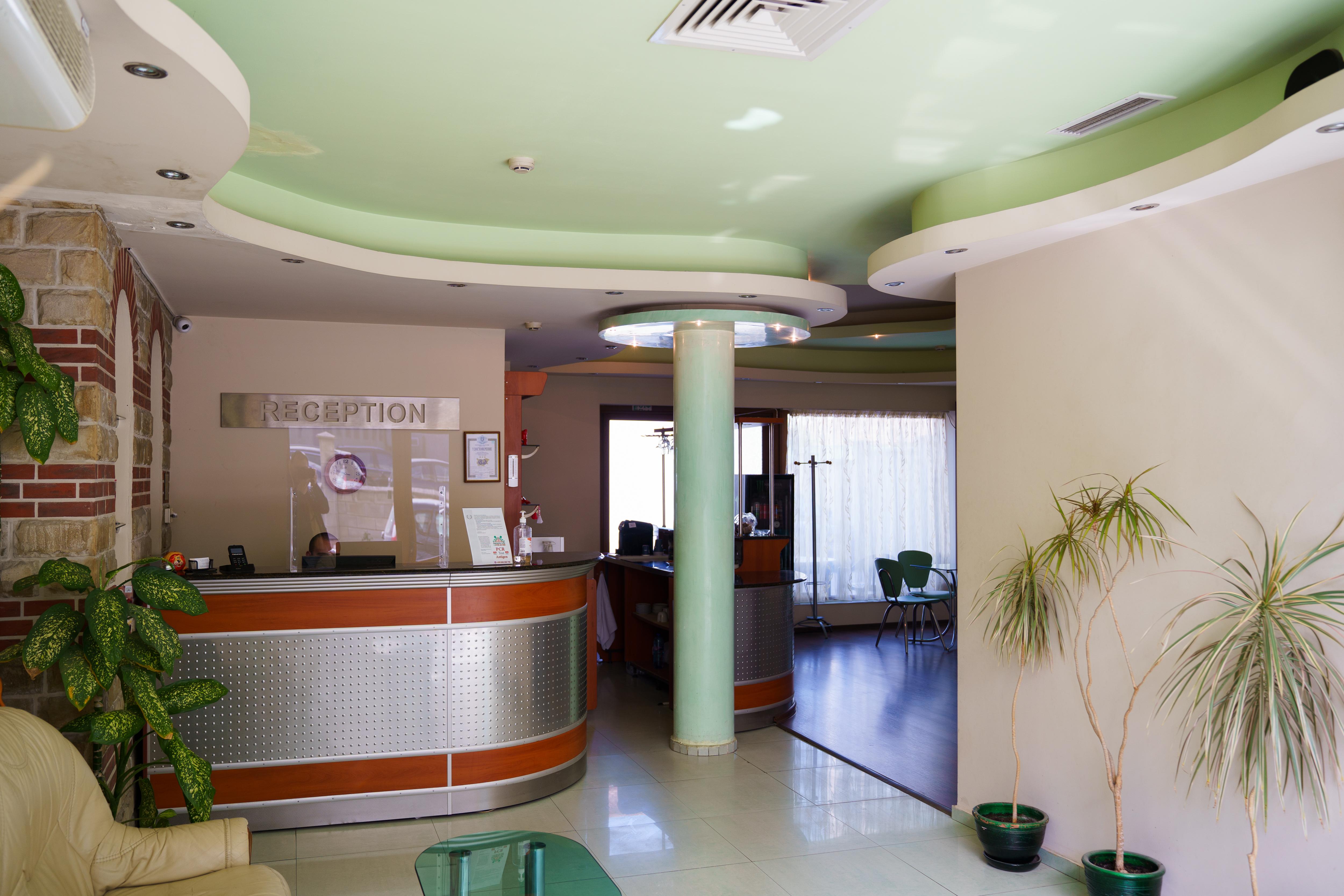 Dionis Hotel Varna Buitenkant foto