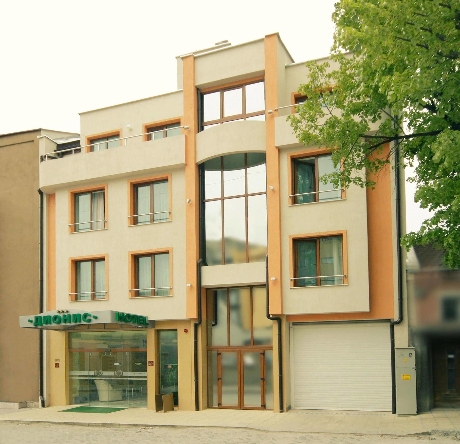 Dionis Hotel Varna Buitenkant foto